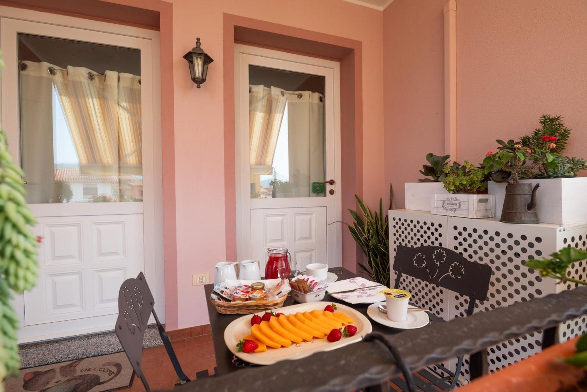 Villa San Pietro B&B L'Asfodelo מראה חיצוני תמונה
