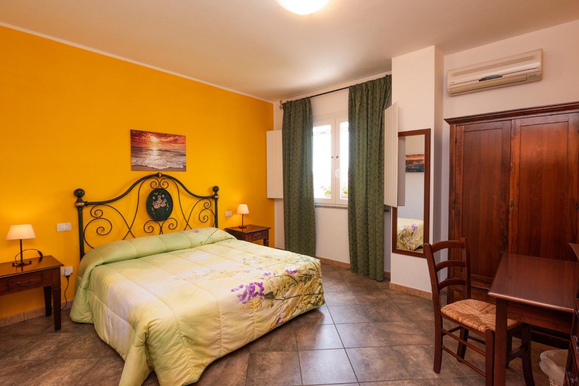 Villa San Pietro B&B L'Asfodelo מראה חיצוני תמונה
